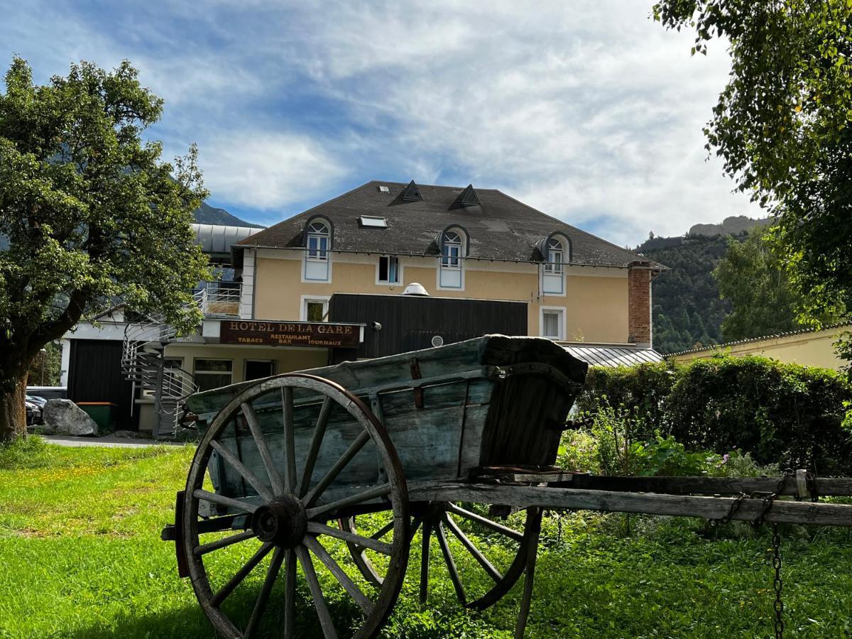 Hotel De La Gare Eygliers